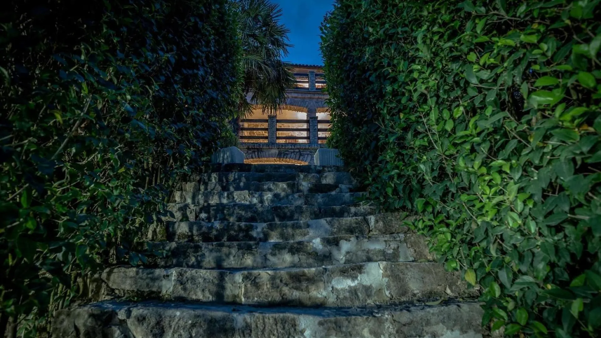 Wunderschoen Eingerichtete Villa Mit Pool Und Garten Vižinada